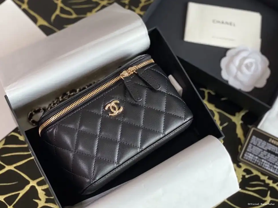 SMALL CHAIN WITH VANITY CHANELASSIC CHANEL 0605